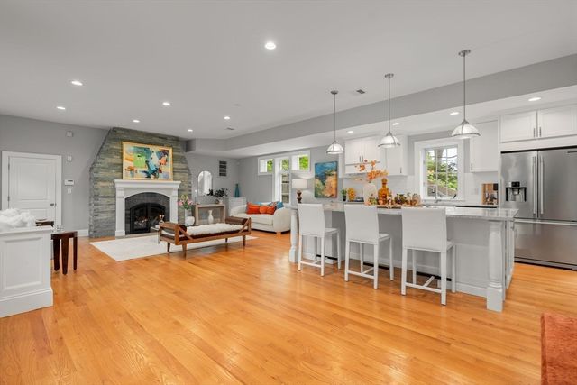 165 Park Avenue 165, Arlington, MA 02476