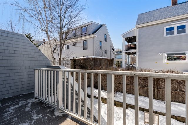 25 Perry St 25, Somerville, MA 02143