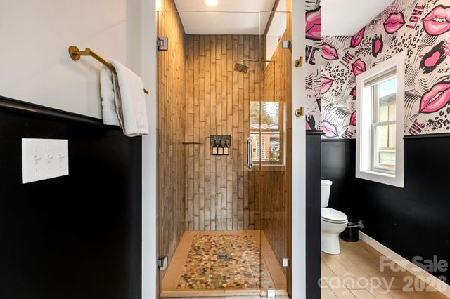 26 Upstream Way, Asheville, NC 28806