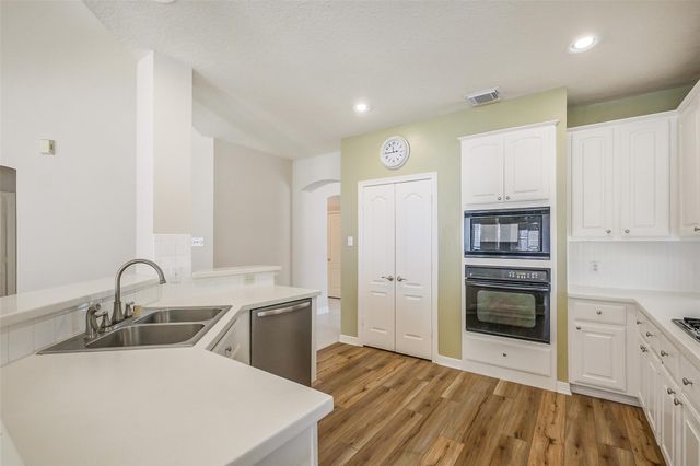 114 Locksley Trace Court, Houston, TX 77094