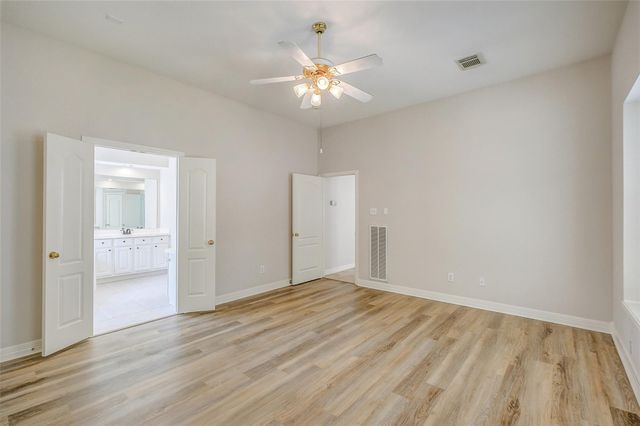 114 Locksley Trace Court, Houston, TX 77094