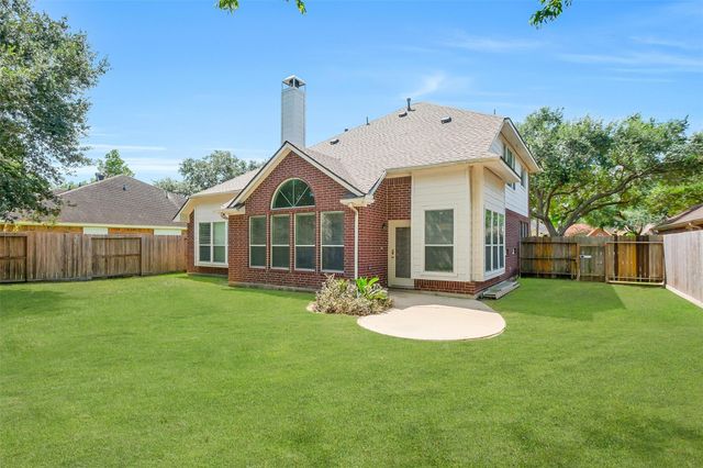 114 Locksley Trace Court, Houston, TX 77094