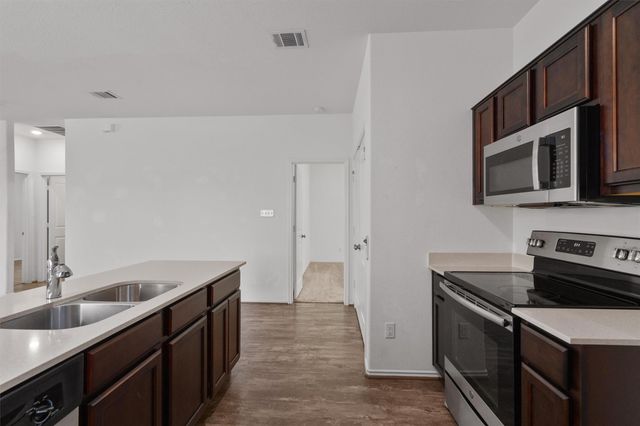 791 Circle WAY, Jarrell, TX 76537