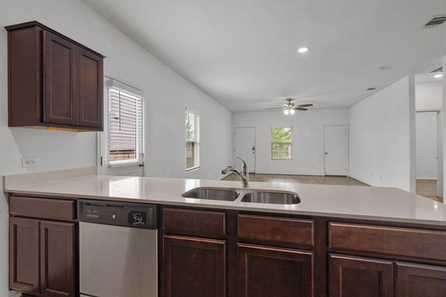 791 Circle WAY, Jarrell, TX 76537