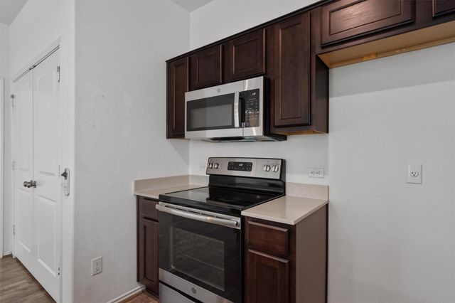 791 Circle WAY, Jarrell, TX 76537