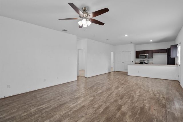 791 Circle WAY, Jarrell, TX 76537