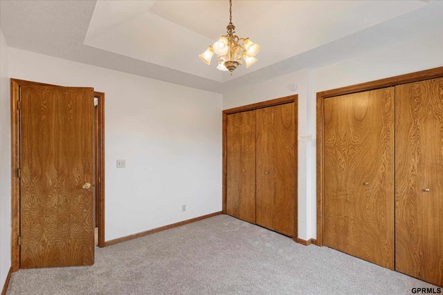 12712 S 28th Avenue, Bellevue, NE 68123