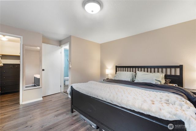 408 Cothary ST, Wilkeson, WA 98396