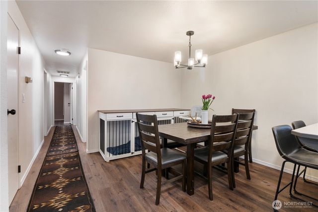 408 Cothary ST, Wilkeson, WA 98396