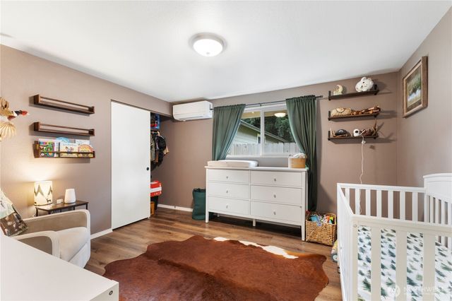 408 Cothary ST, Wilkeson, WA 98396