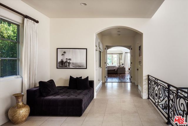 2481 Summitridge Drive, Beverly Hills, CA 90210