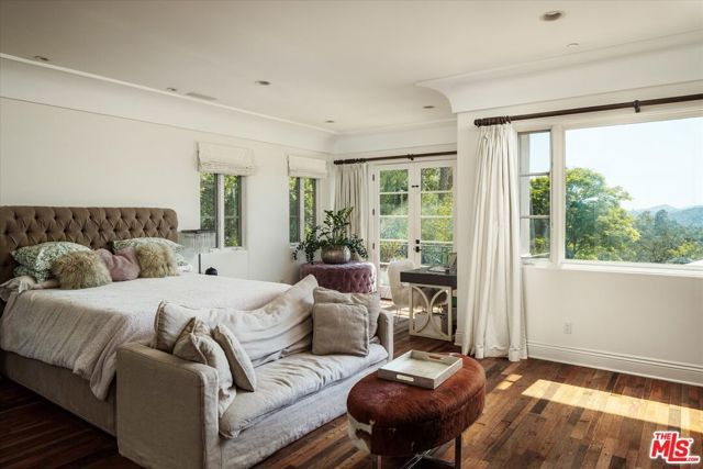 2481 Summitridge Drive, Beverly Hills, CA 90210