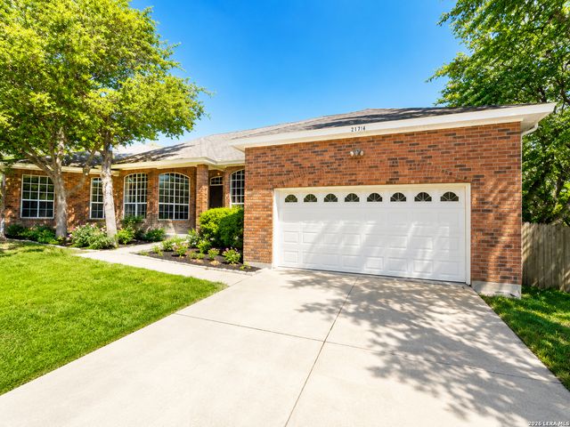 8823 SHADY VLY, San Antonio, TX 78254