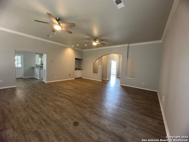 8823 SHADY VLY, San Antonio, TX 78254