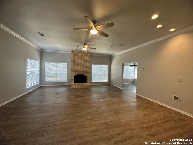 8823 SHADY VLY, San Antonio, TX 78254