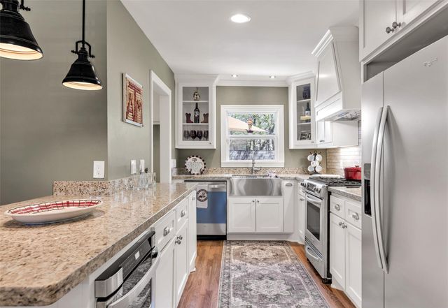 902 Woodland Parkway, College Station, TX 77840