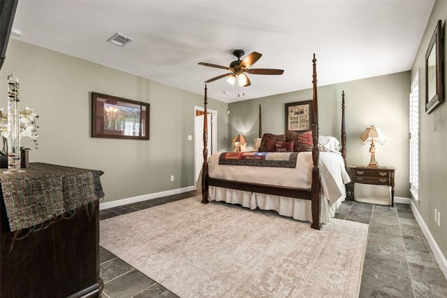 902 Woodland Parkway, College Station, TX 77840