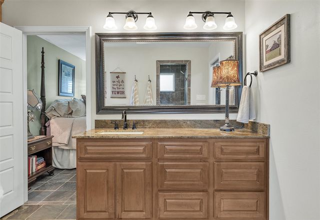 902 Woodland Parkway, College Station, TX 77840