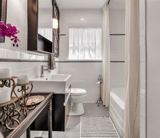 902 Woodland Parkway, College Station, TX 77840