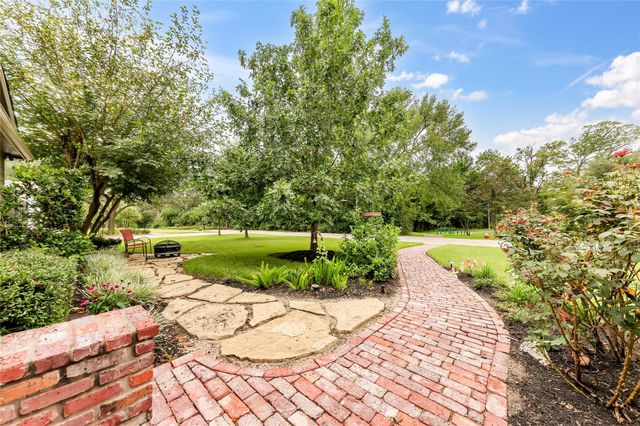 902 Woodland Parkway, College Station, TX 77840