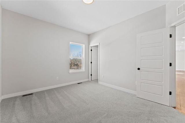 508 SW Amara Drive, Blue Springs, MO 64014