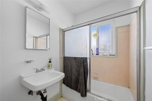 3823 Stockbridge, Los Angeles, CA 90032