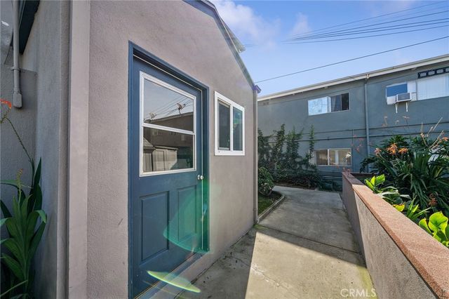3823 Stockbridge, Los Angeles, CA 90032