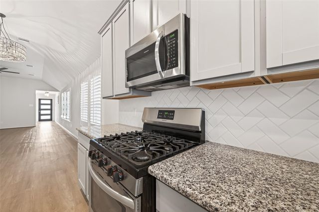 40511 Tyto Lane, Magnolia, TX 77354