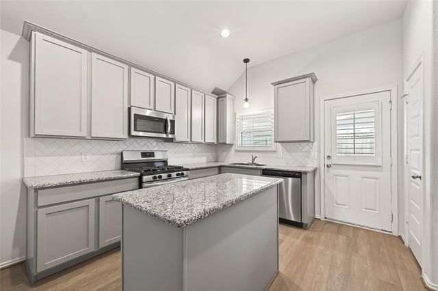 40511 Tyto Lane, Magnolia, TX 77354