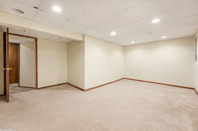 52109 E Westgrove Ct. Court, Macomb Twp, MI 48042
