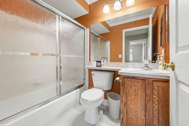 52109 E Westgrove Ct. Court, Macomb Twp, MI 48042