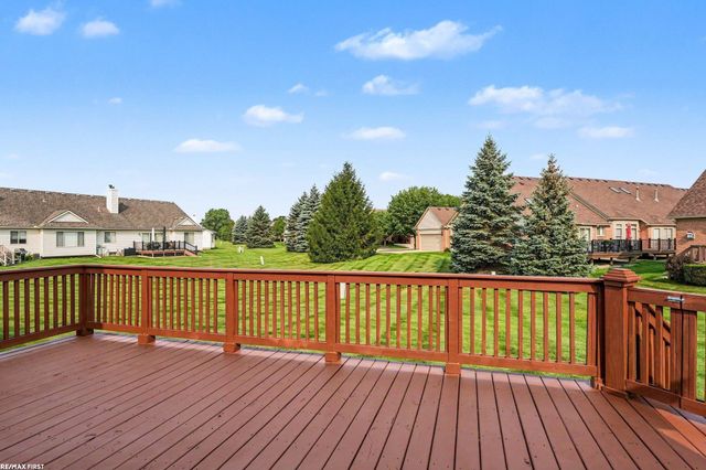 52109 E Westgrove Ct. Court, Macomb Twp, MI 48042
