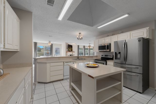 705 Western Trail, Keller, TX 76248