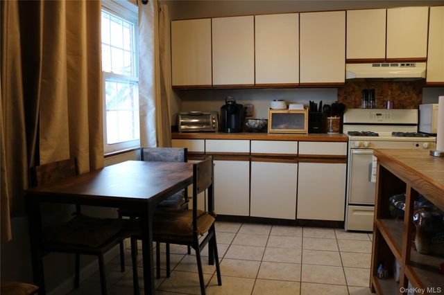 276 Temple Hill Road 1305, New Windsor, NY 12553