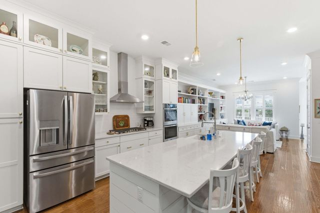 803 Kings Oak Court Unit 2, Charleston, SC 29492