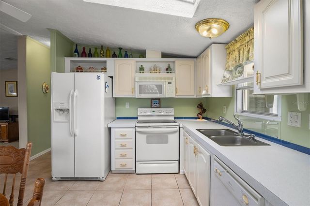 211 GLENWOOD DRIVE, Lake Wales, FL 33898