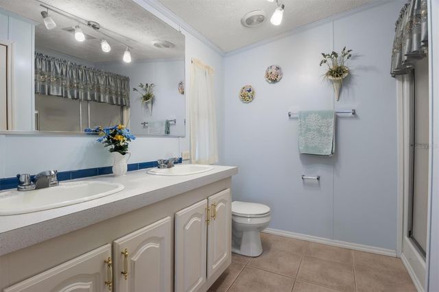 211 GLENWOOD DRIVE, Lake Wales, FL 33898