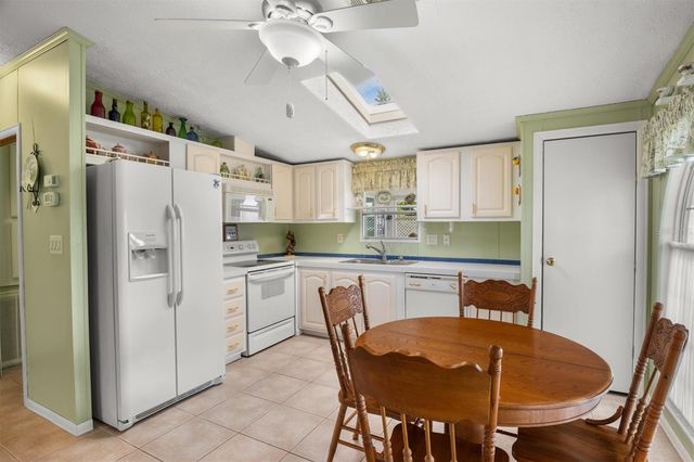 211 GLENWOOD DRIVE, Lake Wales, FL 33898