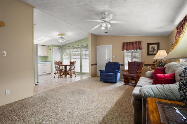 211 GLENWOOD DRIVE, Lake Wales, FL 33898