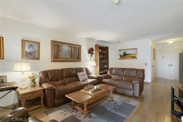 831 Redlen Avenue, Whittier, CA 90601