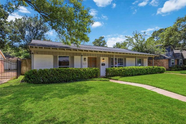 6131 Dumfries Drive, Houston, TX 77096
