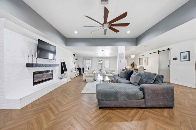 6131 Dumfries Drive, Houston, TX 77096