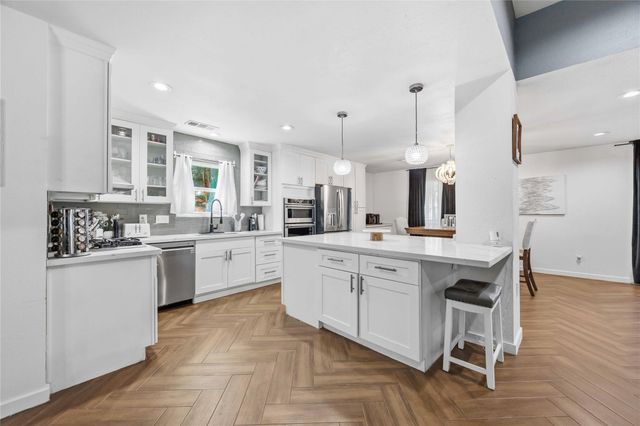 6131 Dumfries Drive, Houston, TX 77096