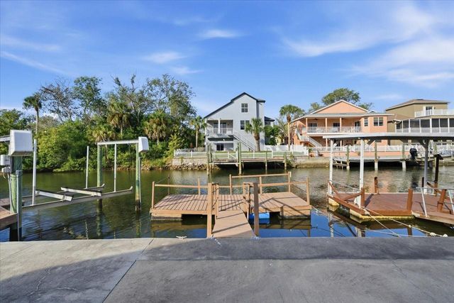 7527 HATTERAS DRIVE, Hudson, FL 34667