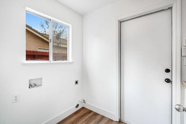 5526 N Delbert Avenue, Fresno, CA 93722