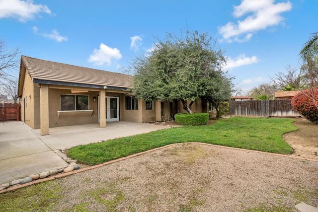 5526 N Delbert Avenue, Fresno, CA 93722