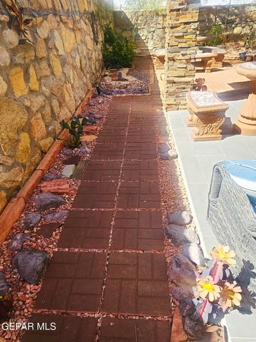 2519 SILVER HAWK Avenue, Las Cruces, NM 88011