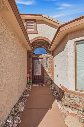2519 SILVER HAWK Avenue, Las Cruces, NM 88011