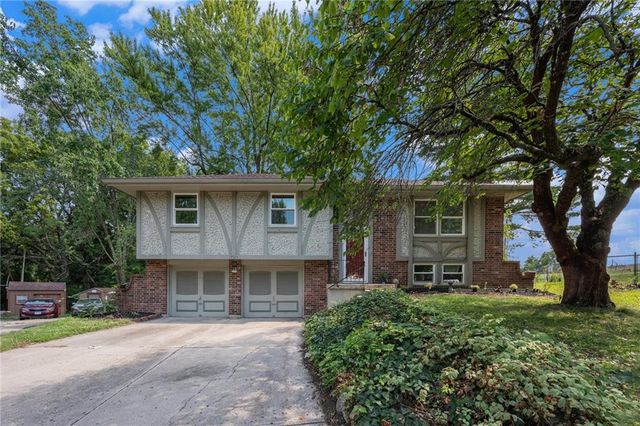 17315 E 6th Terrace Court N, Independence, MO 64056