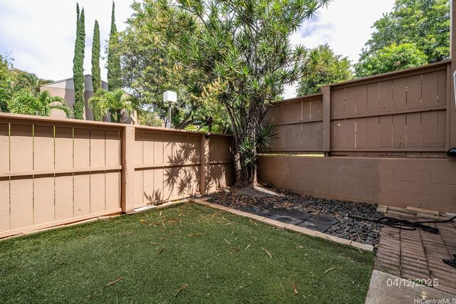 92-731 Makakilo Drive 7, Kapolei, HI 96707